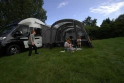 Vango Airbeam Vango Galli III Air Tall Awning (2022) 22 Vango Airbeam Vango Galli III Air Tall Awning (2022) -Vango Camping Shop 2020 vango lifestyle awning galli 08