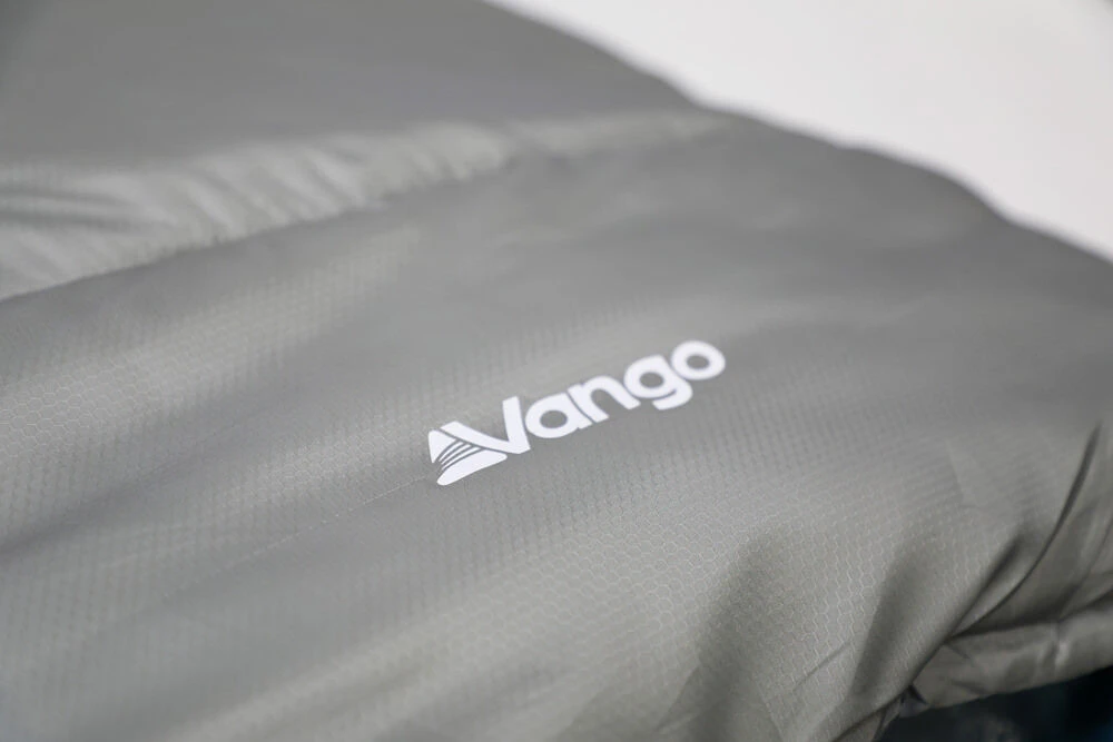 Vango Nitestar Alpha 300 Quad Sleeping Bag (FOG) 5 Vango Nitestar Alpha 300 Quad Sleeping Bag (FOG) - Image 5